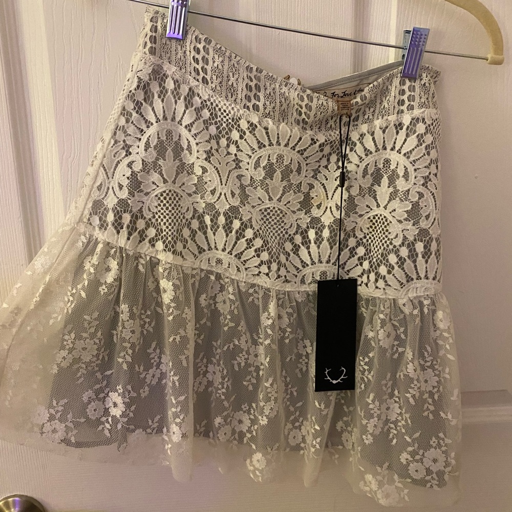 BNWT For Love and Lemons lace mini skirt